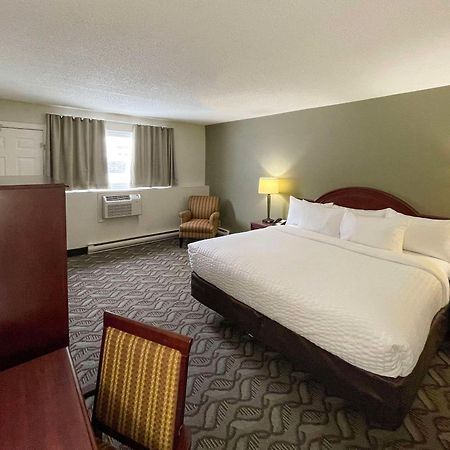 Rodeway Inn Sudbury Exteriér fotografie